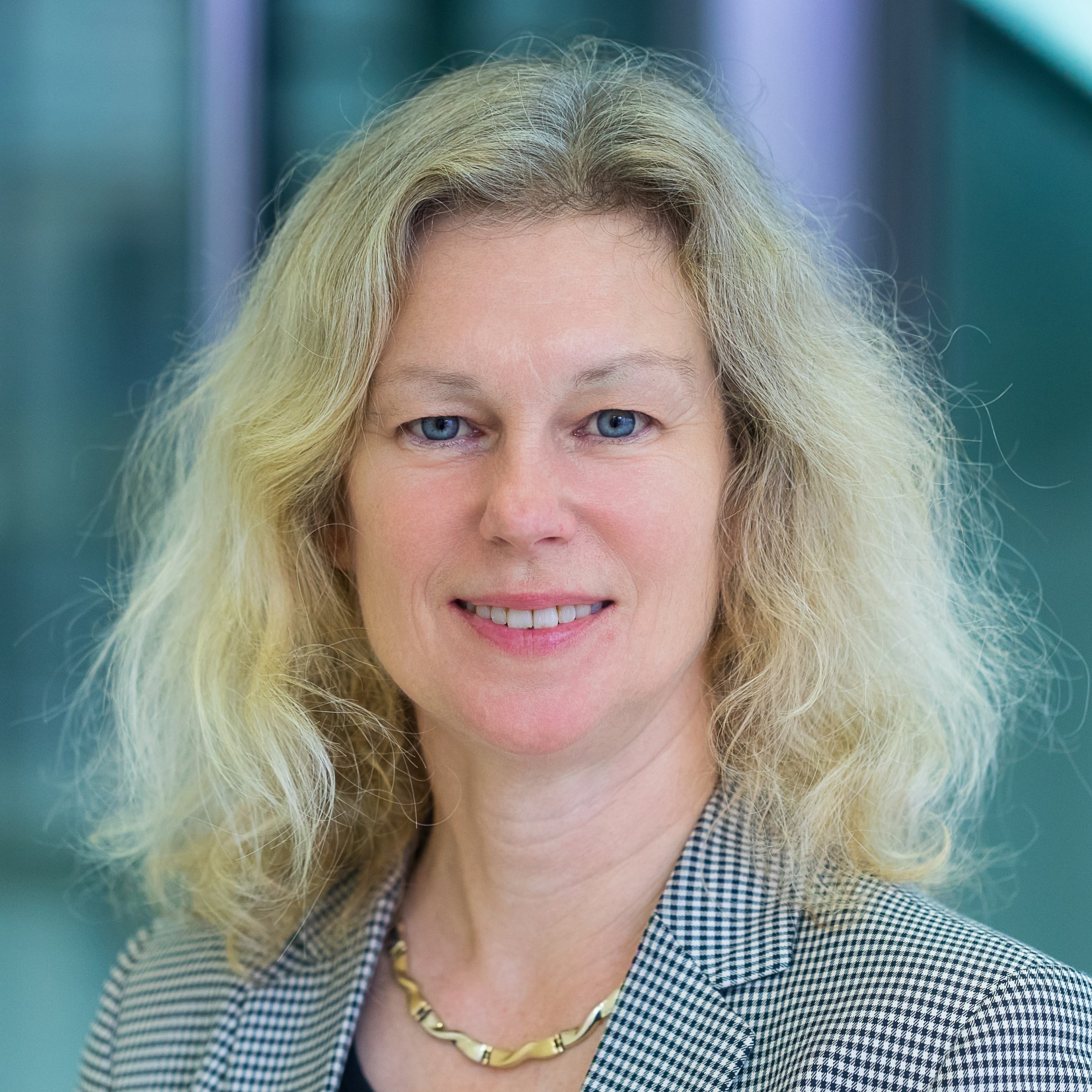 Dr. Barbara Keck